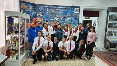 Учащиеся Новолеушковской школы интерната общее фото